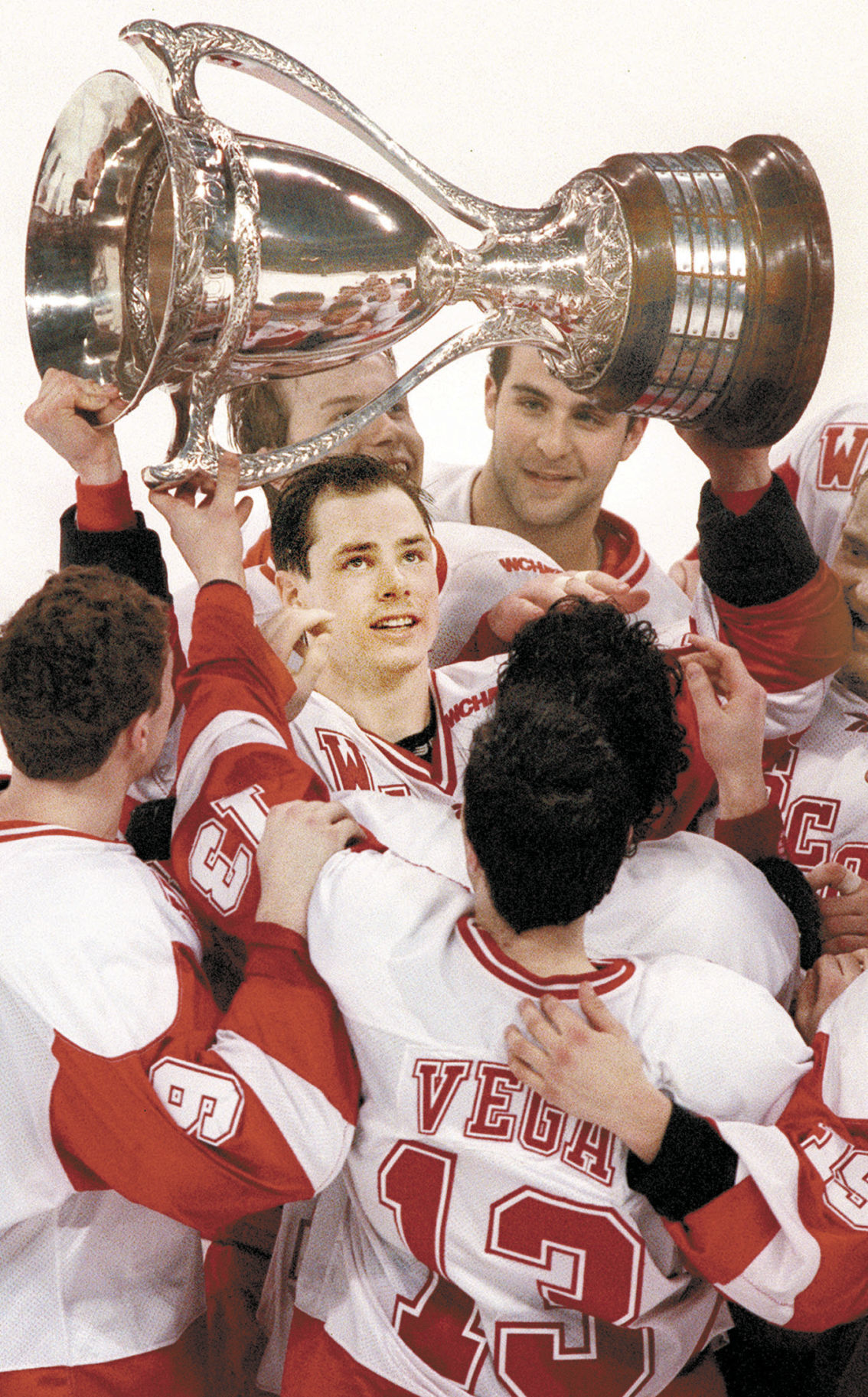 Reinprecht holds MacNaughton Cup